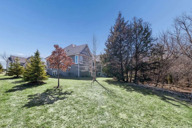 9264 Hawkcrest Court, Chanhassen, MN 55317