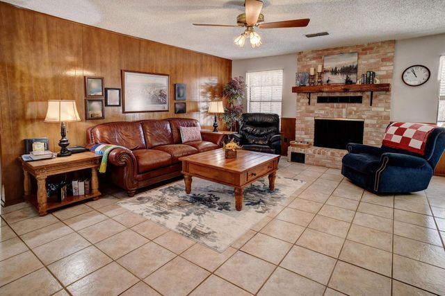 134 Short ST, Bastrop, TX 78602