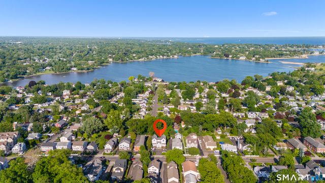 158 Seaside Avenue C, Stamford, CT 06902