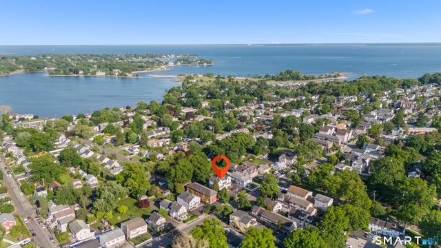158 Seaside Avenue C, Stamford, CT 06902