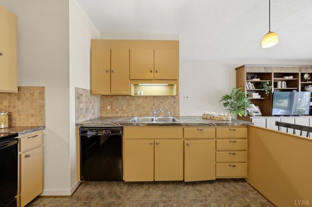 2620 Cedar Drive, Lynchburg, VA 24503