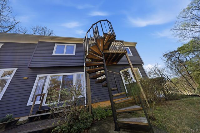 2620 Cedar Drive, Lynchburg, VA 24503