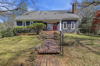 2620 Cedar Drive, Lynchburg, VA 24503