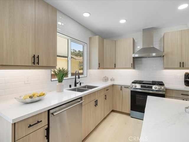 4609 Highgrove Avenue, Torrance, CA 90505