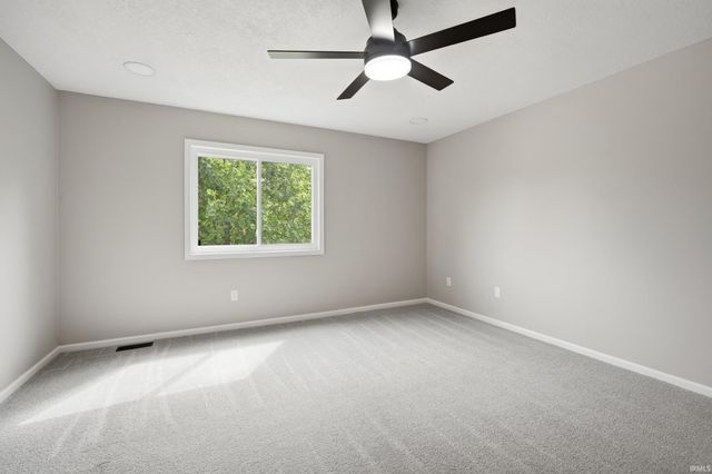 11807 Dorsay Court, Fort Wayne, IN 46845