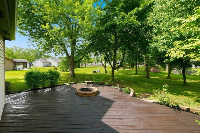 11807 Dorsay Court, Fort Wayne, IN 46845