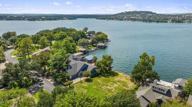 30 Beaver Island, Granite Shoals, TX 78654