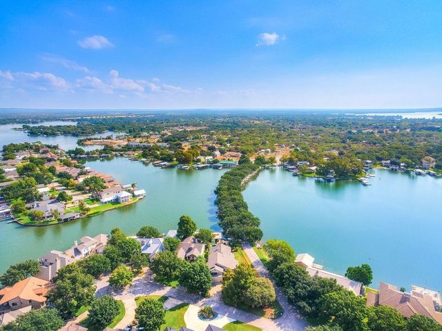 30 Beaver Island, Granite Shoals, TX 78654