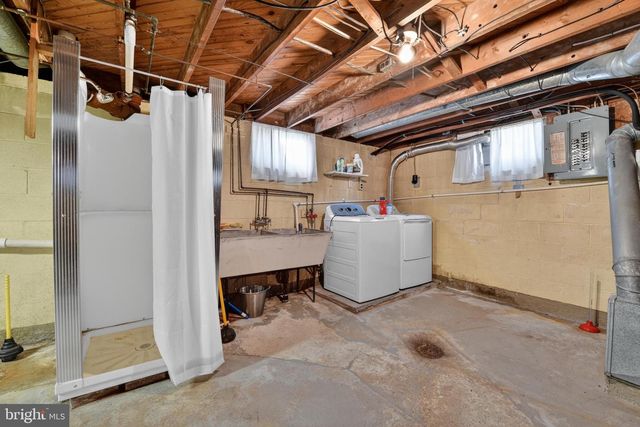 228 E GAUL ST, Wernersville, PA 19565