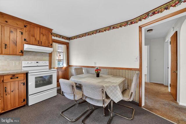 228 E GAUL ST, Wernersville, PA 19565