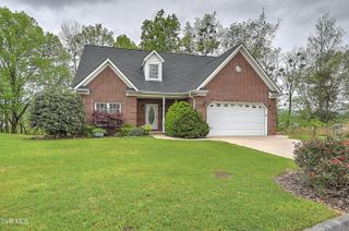 1736 Blakewood Court, Kingsport, TN 37660