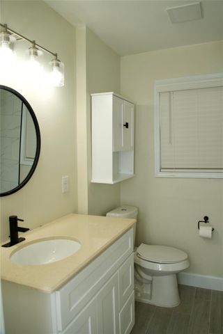 2405 Byron Avenue, Pearland, TX 77581