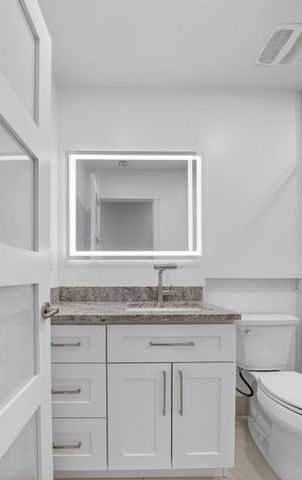 6049 Vía Diana, Delray Beach, FL 33484
