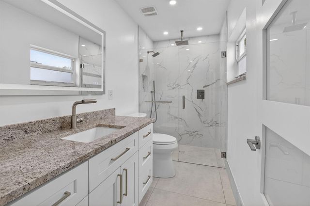 6049 Vía Diana, Delray Beach, FL 33484