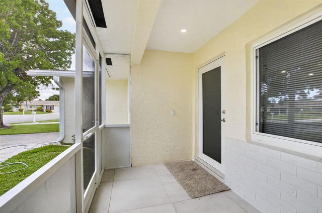 6049 Vía Diana, Delray Beach, FL 33484