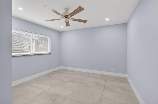 6049 Vía Diana, Delray Beach, FL 33484