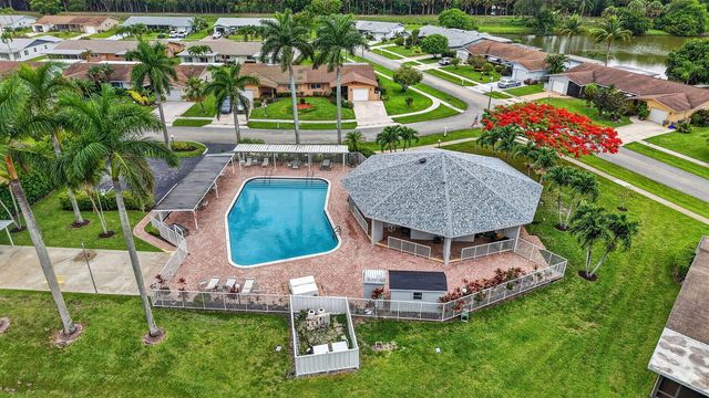 6049 Vía Diana, Delray Beach, FL 33484