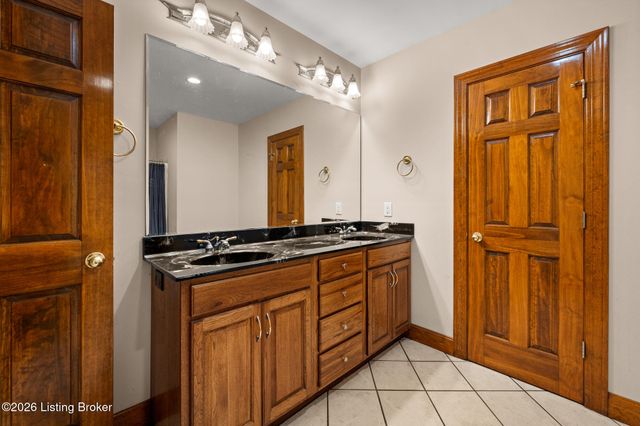 14626 Anderson Woods Trace, Louisville, KY 40245