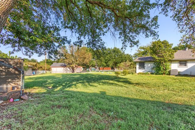 5036 Westway Drive, Little Elm, TX 75068