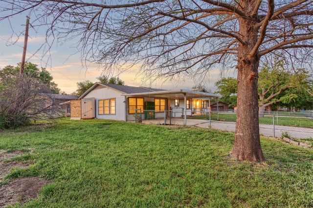5036 Westway Drive, Little Elm, TX 75068