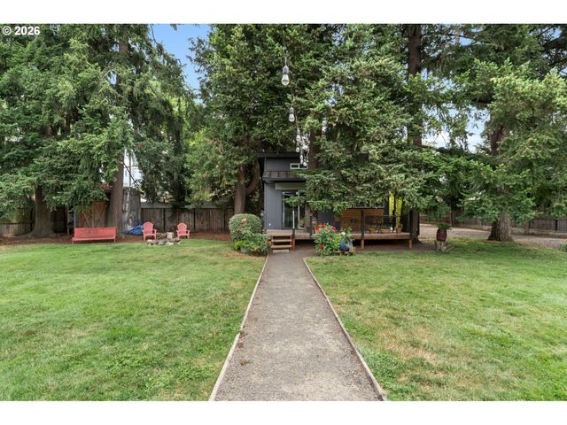 2867 MAESNER St, Eugene, OR 97404