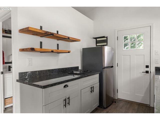 2867 MAESNER St, Eugene, OR 97404