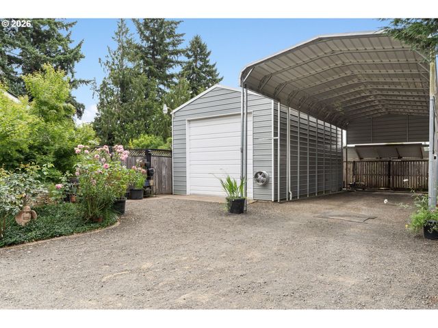 2867 MAESNER St, Eugene, OR 97404