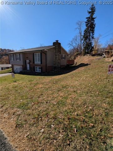 1501 Susan Road, South Charleston, WV 25303