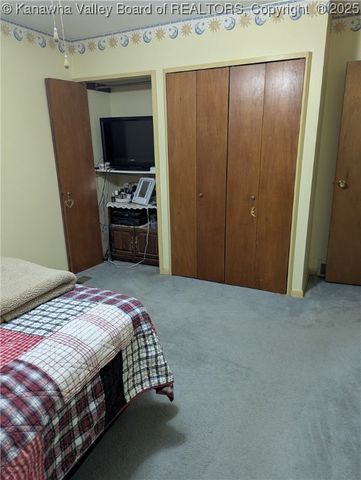 1501 Susan Road, South Charleston, WV 25303