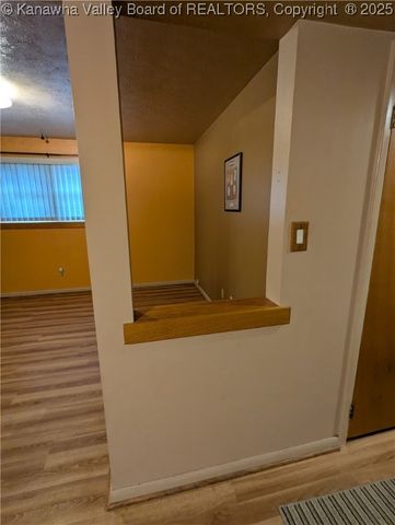 1501 Susan Road, South Charleston, WV 25303