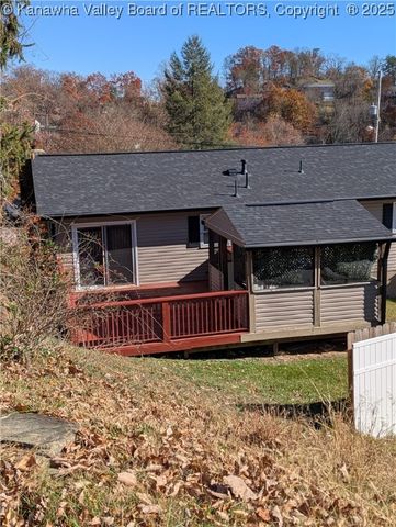 1501 Susan Road, South Charleston, WV 25303