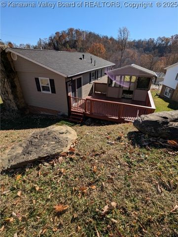 1501 Susan Road, South Charleston, WV 25303