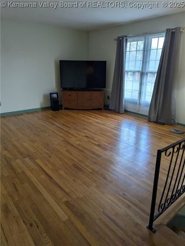 1501 Susan Road, South Charleston, WV 25303