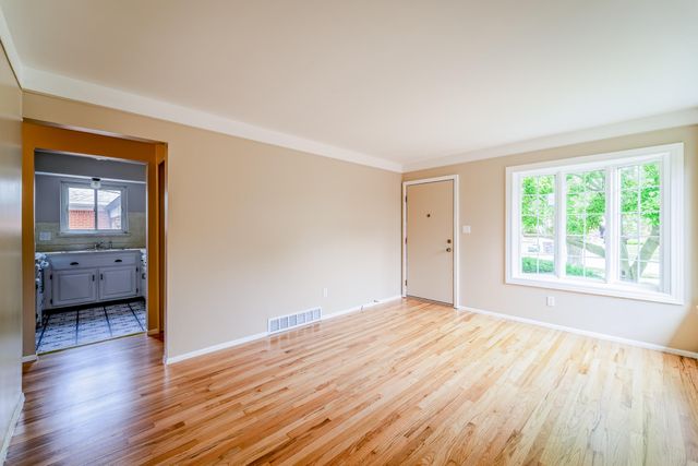 14557 Michigan Boulevard, Allen Park, MI 48101