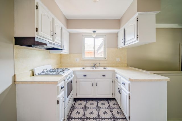 14557 Michigan Boulevard, Allen Park, MI 48101