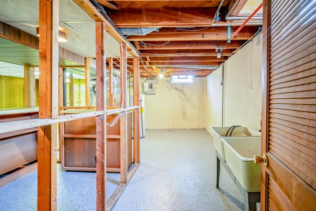 14557 Michigan Boulevard, Allen Park, MI 48101