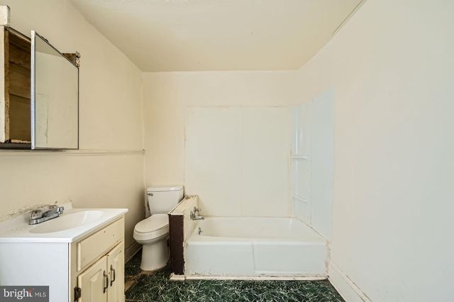 1620 W FRANKLIN ST, Baltimore, MD 21223
