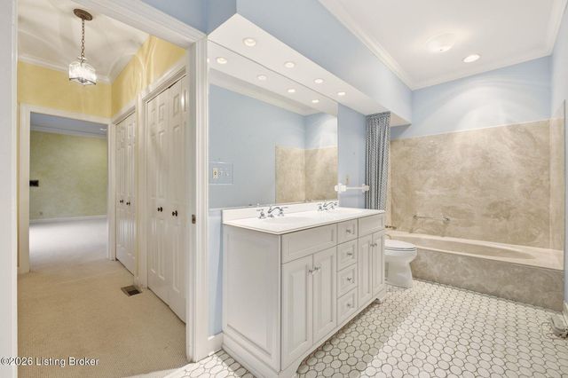 5224 Moccasin Trail, Louisville, KY 40207