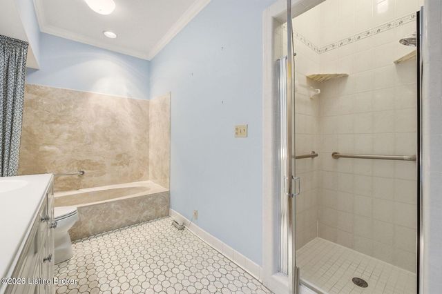 5224 Moccasin Trail, Louisville, KY 40207