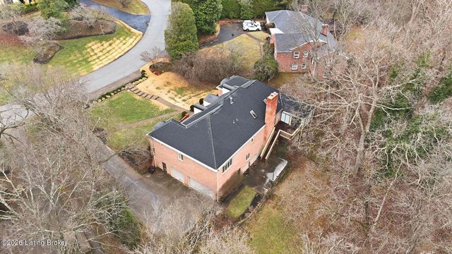 5224 Moccasin Trail, Louisville, KY 40207