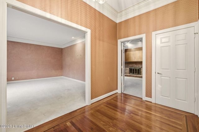 5224 Moccasin Trail, Louisville, KY 40207