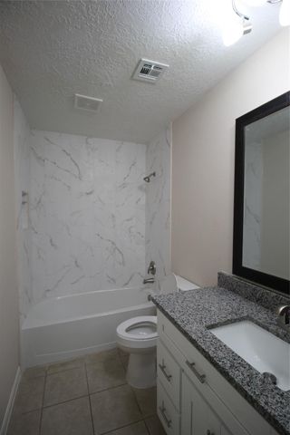 1006 Stoneleigh Court, Tomball, TX 77375