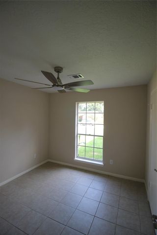 1006 Stoneleigh Court, Tomball, TX 77375