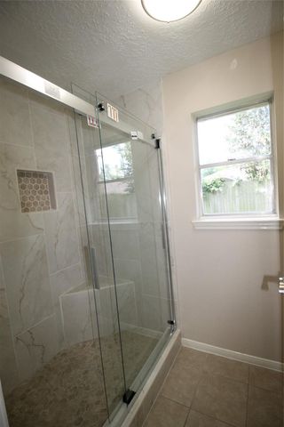 1006 Stoneleigh Court, Tomball, TX 77375