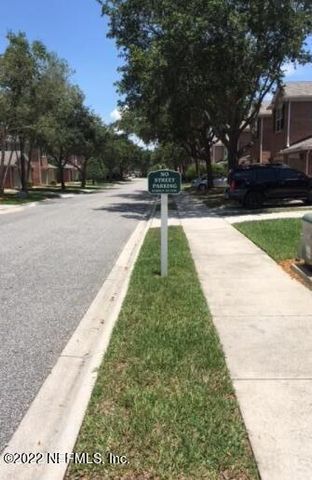 7486 RED CRANE Lane, Jacksonville, FL 32256