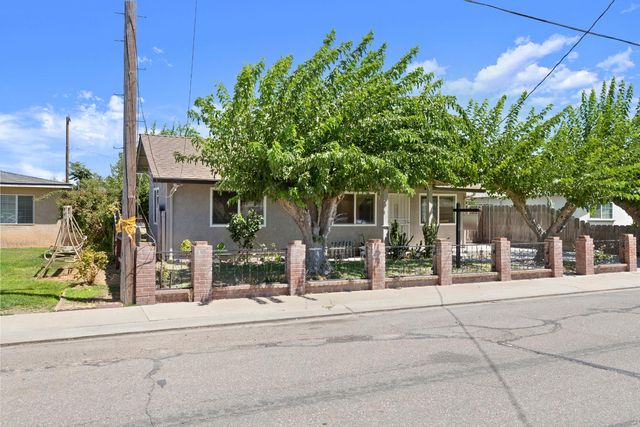 2100 3rd St, Hughson, CA 95326