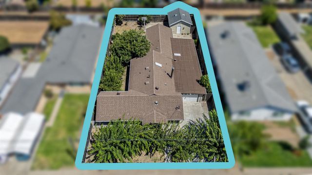 2100 3rd St, Hughson, CA 95326