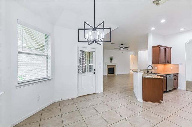 106 Winslow Hill Place, Montgomery, TX 77316