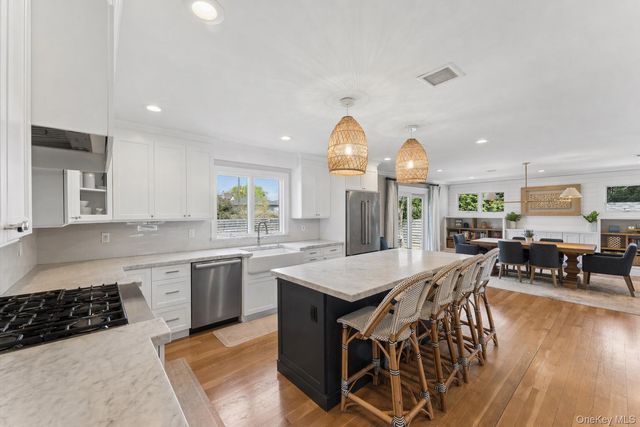 1989 Carman Court, Merrick, NY 11566