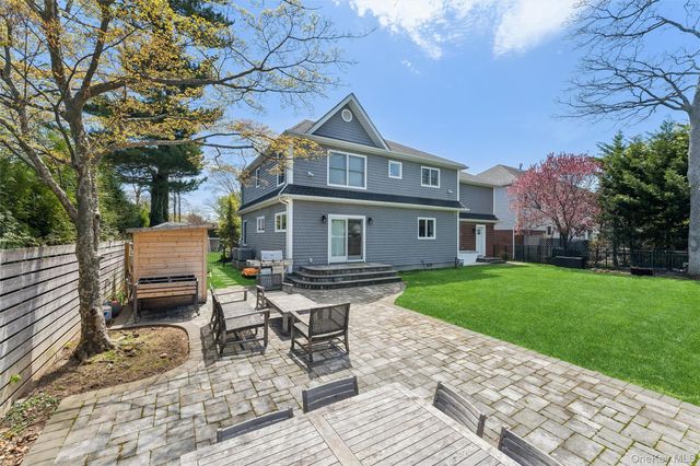 1989 Carman Court, Merrick, NY 11566